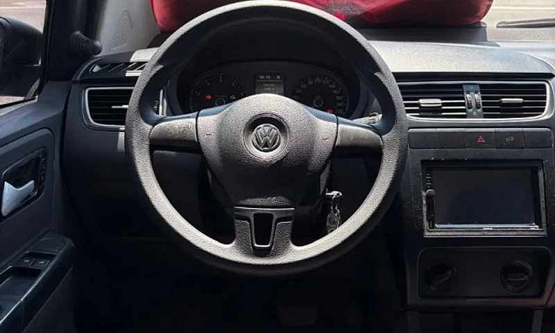 Volkswagen Fox 1.6 M...