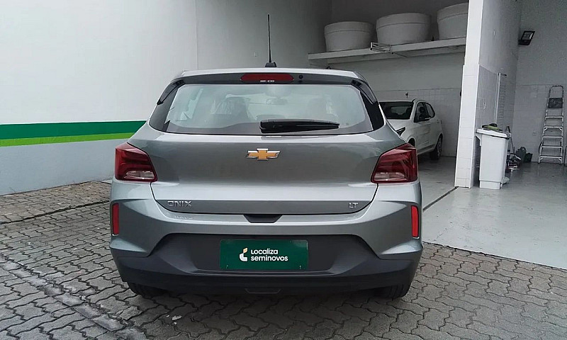 Chevrolet Onix Hatch...
