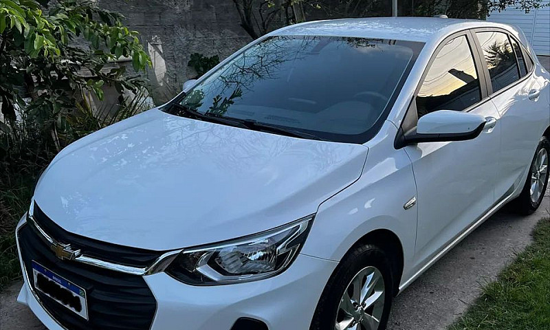Chevrolet Onix Hatch...