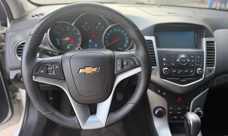 Chevrolet Cruze Hb S...