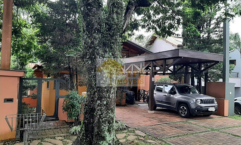 Casa De Luxo Em Cond...