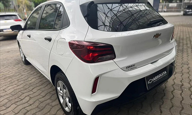 Chevrolet Onix Hatch...