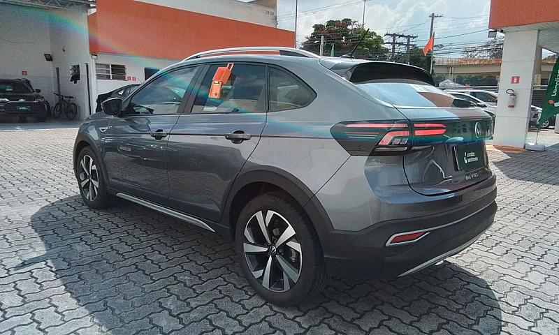Volkswagen Nivus Hig...