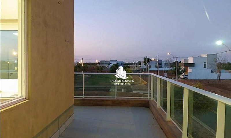 Casa Com 6 Dormitóri...