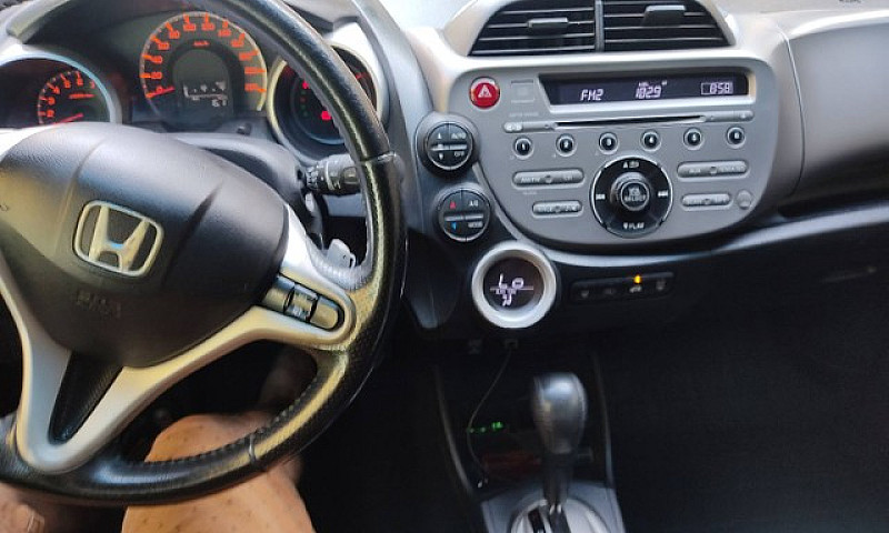 Honda New Fit 2009 C...