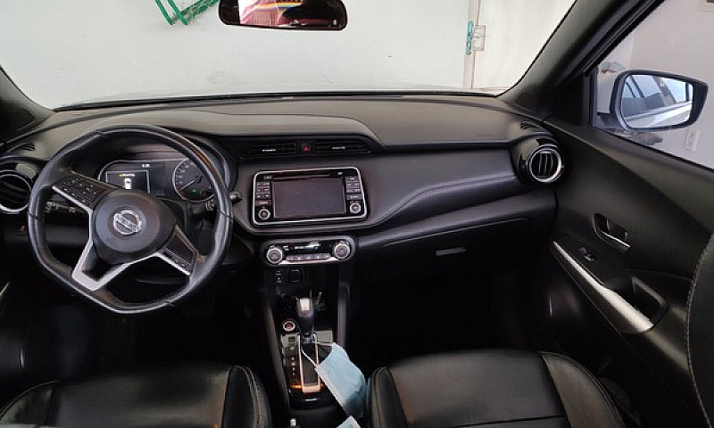 Nissan Kicks 16 17 S...