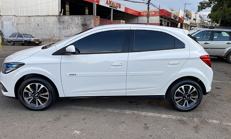 Onix Ltz 1.4 2014...