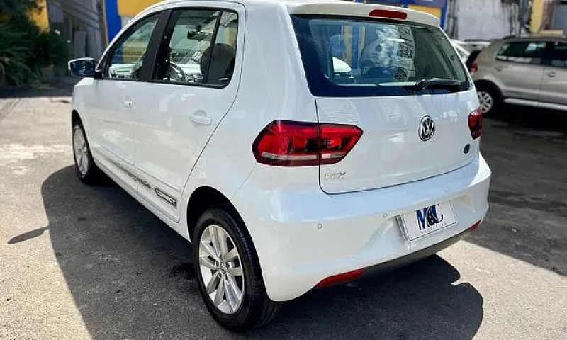 Volkswagen Fox 1.6 M...