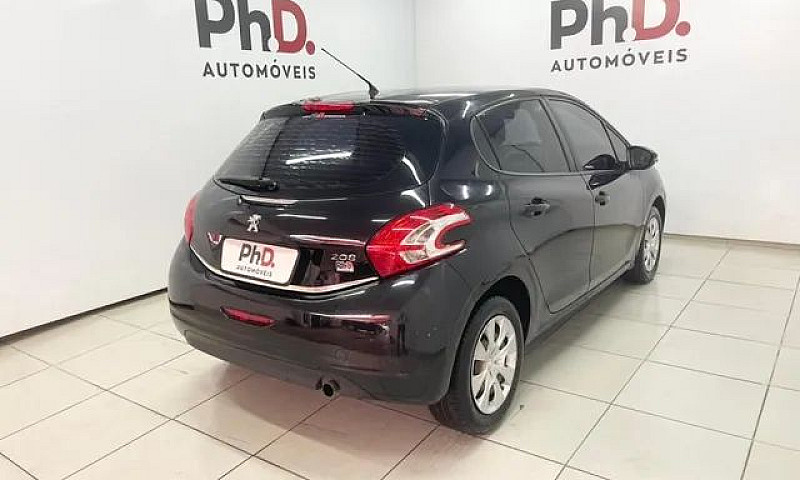 Peugeot 208 Active 4...