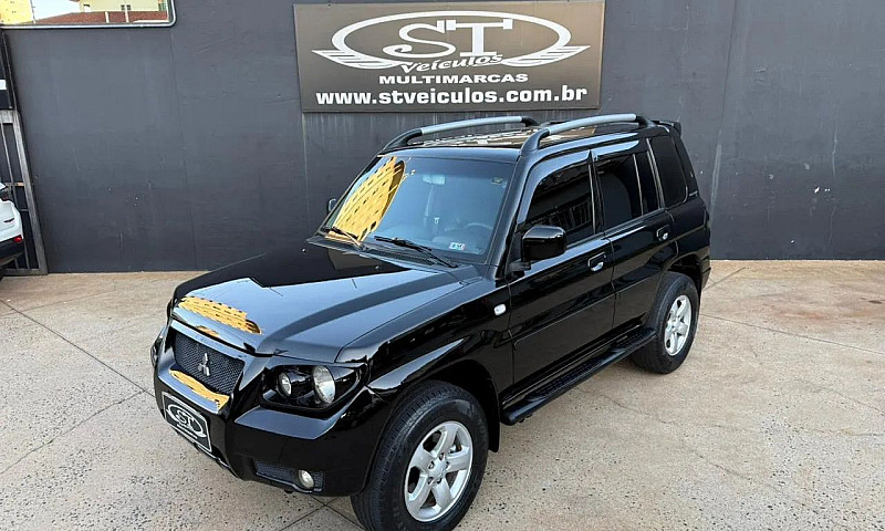 Mitsubishi Pajero Tr...