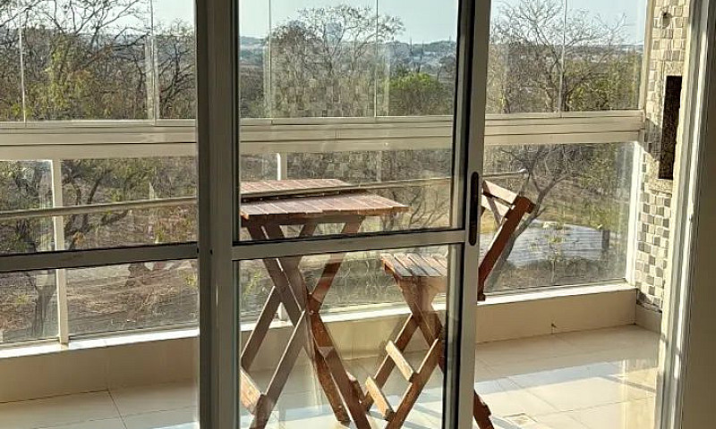 Aluga Se Apto Impecá...