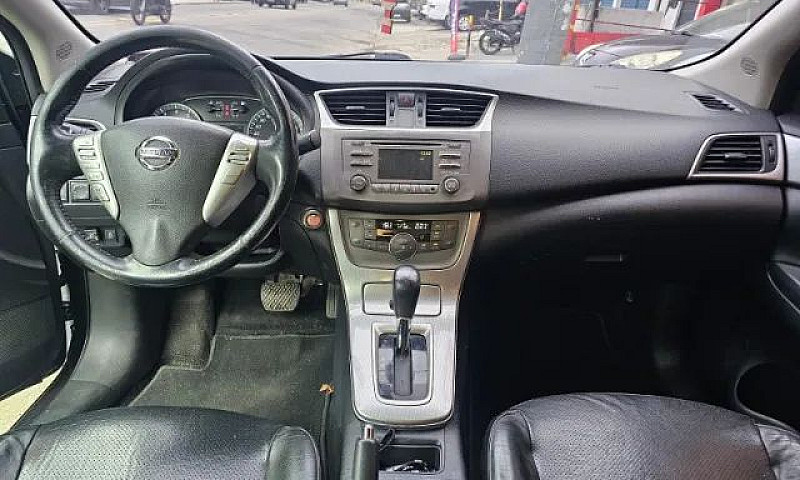Nissan Sentra Sv 2.0...