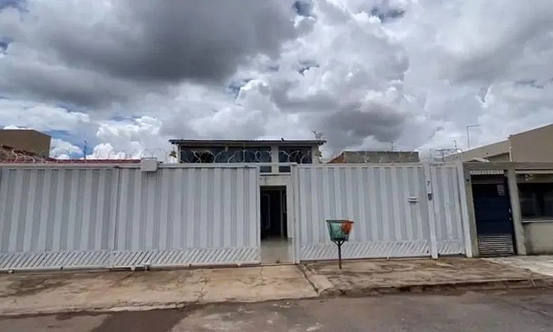 Casa No Residencial ...