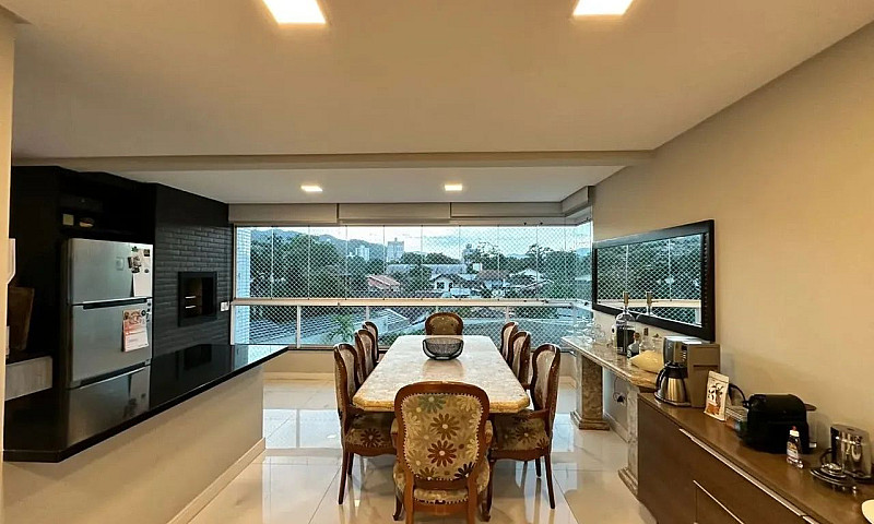 Apartamento De Alto ...