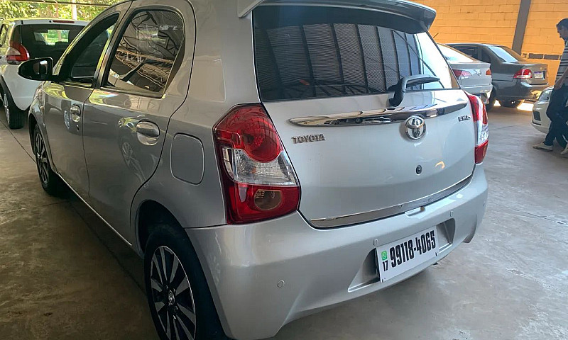 Toyota Etios Platinu...