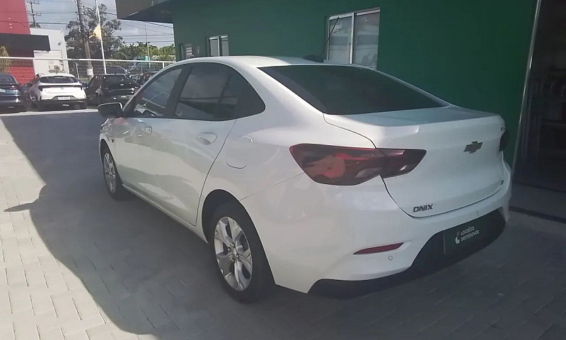 Chevrolet Onix Hatch...