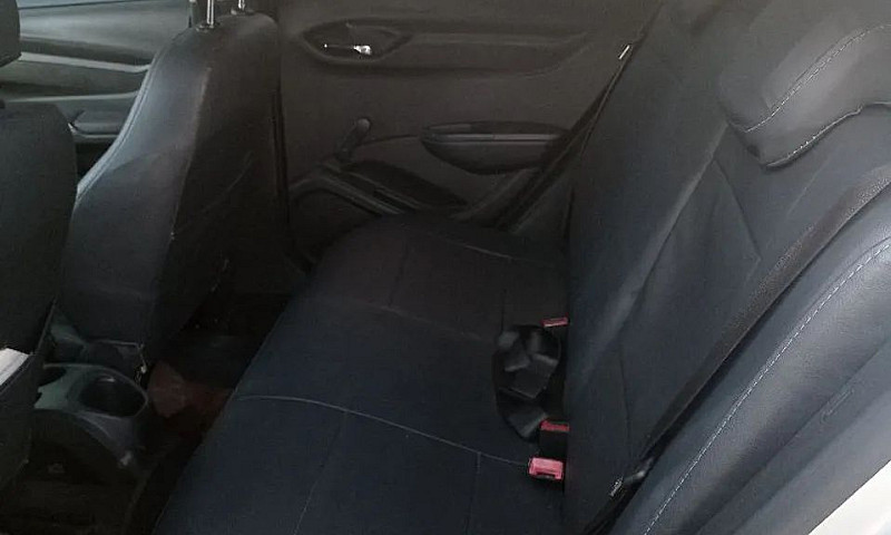 Chevrolet Onix Hatch...