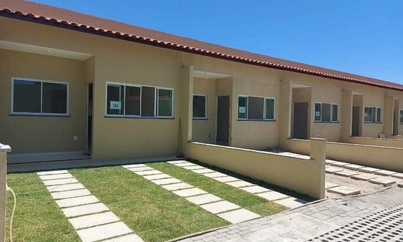 Casa De Condomínio T...