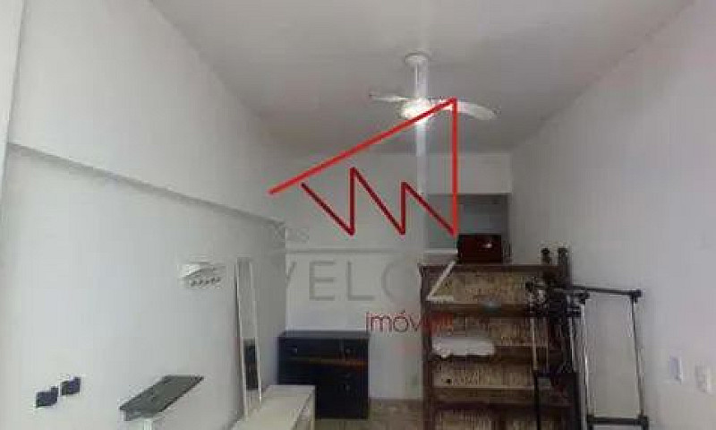 Apartamento-À Venda-...