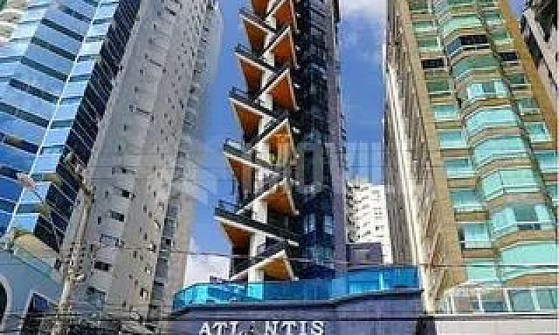 Amplo Apartamento Fr...