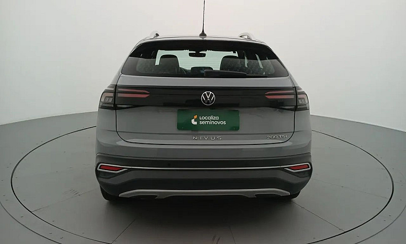 Volkswagen Nivus Hig...