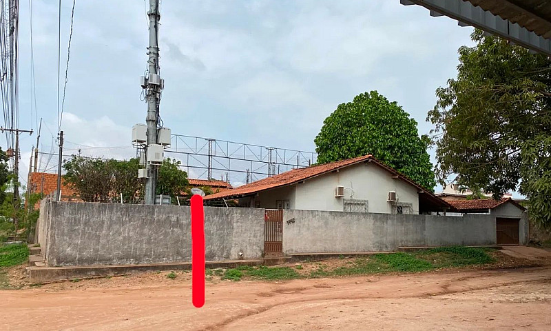 Vendo Casa No Bairro...