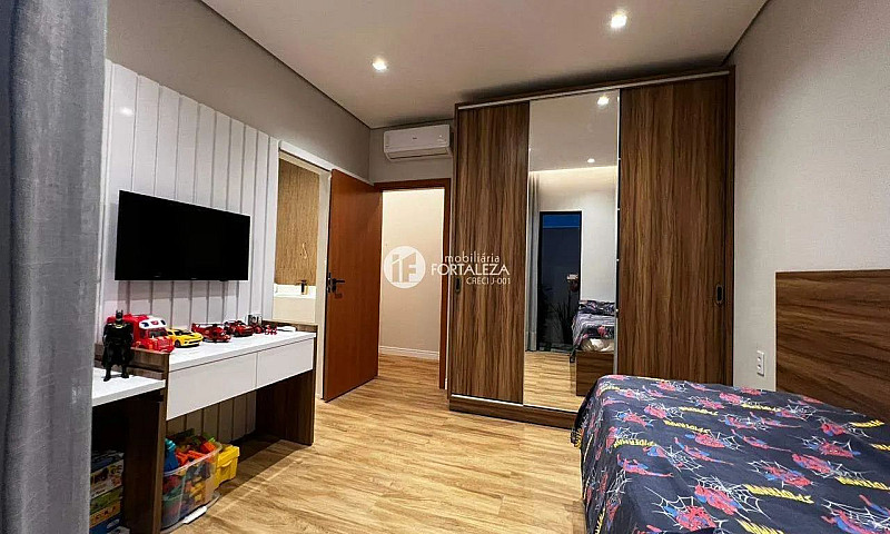 Casa Residencial À V...