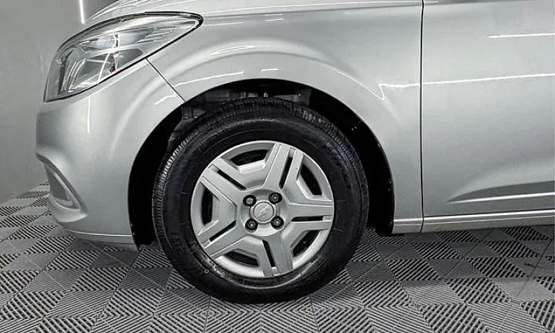 Chevrolet Onix Joy H...