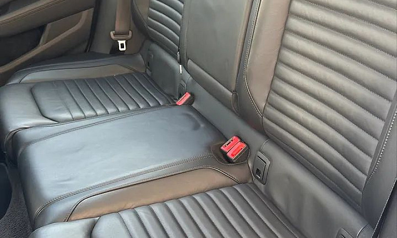 Volkswagen Passat Hi...