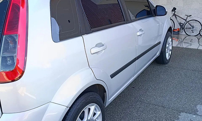 Ford Fiesta 1.6 16V ...