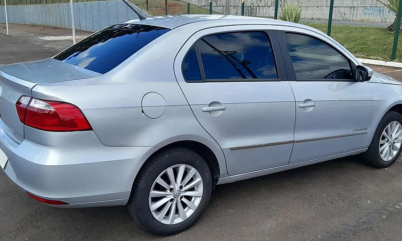 Volkswagen Voyage Co...