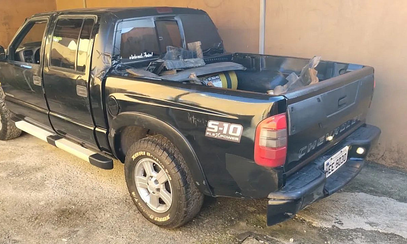 Chevrolet S10 P-Up A...