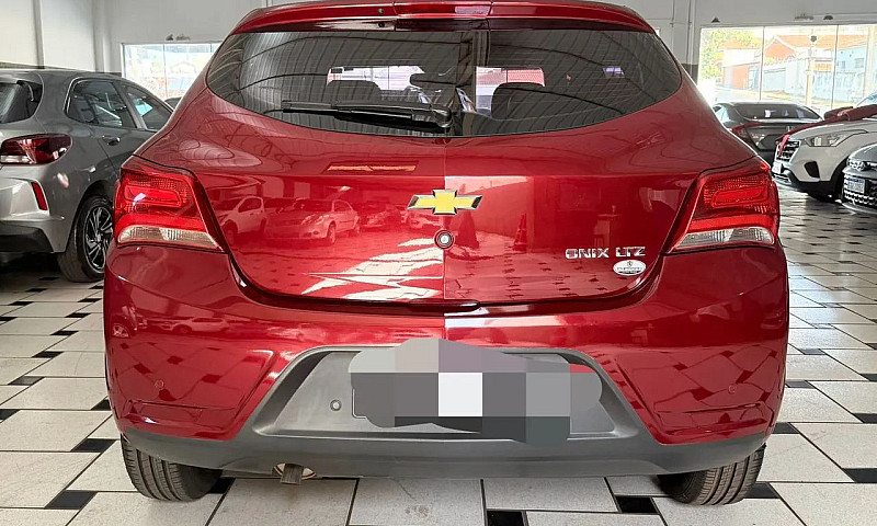 Chevrolet Onix Hatch...