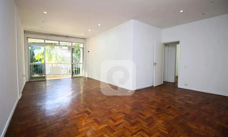 Apartamento De 134M³...