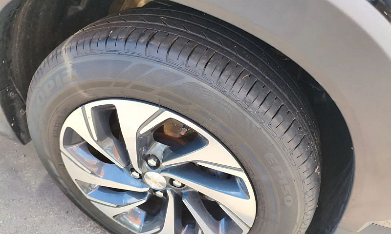 Chevrolet Spin Premi...