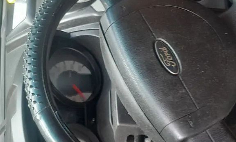 Ford Fiesta 1.6 8V F...