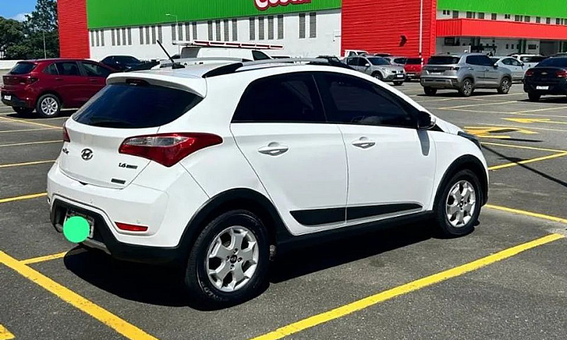 Hyundai Hb20X Style ...