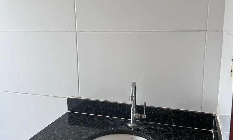 Alugo Casa Bertavill...