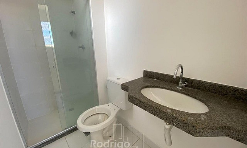 *Apto 2 Qtos C/Suíte...