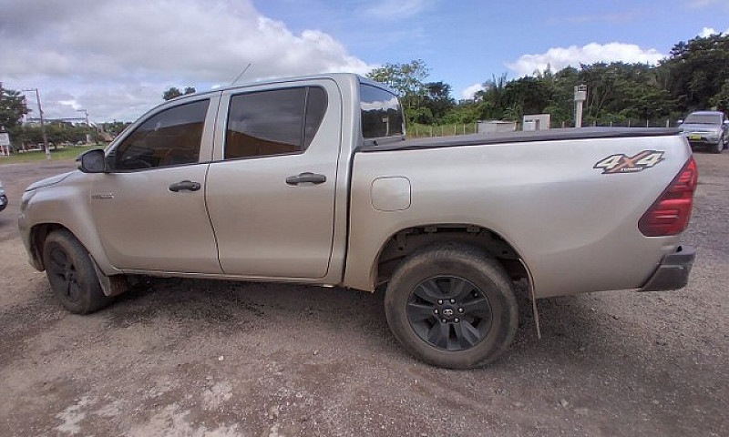 Hilux Standard ...