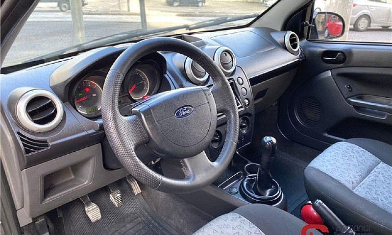 Ford Fiesta 2012 1.0...