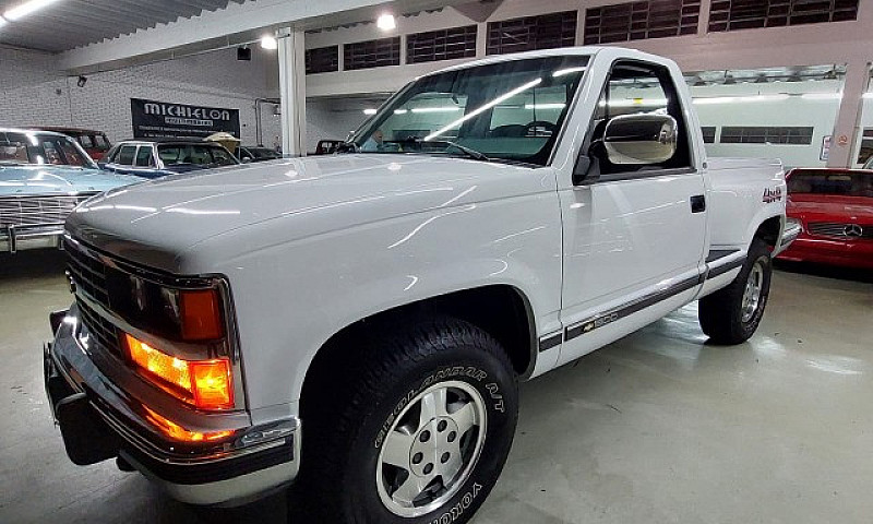 Chevrolet Silverado ...