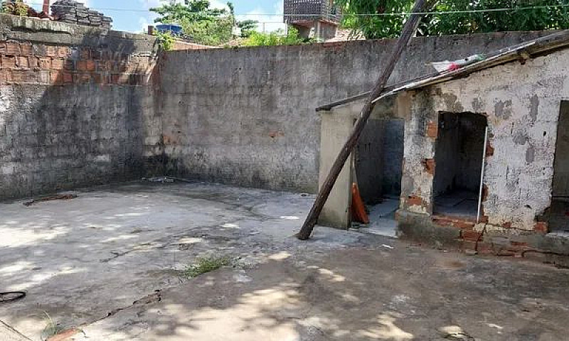 Aluga-Se Casa Cm Pon...