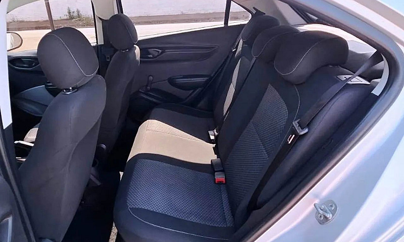 Chevrolet Onix Joy H...