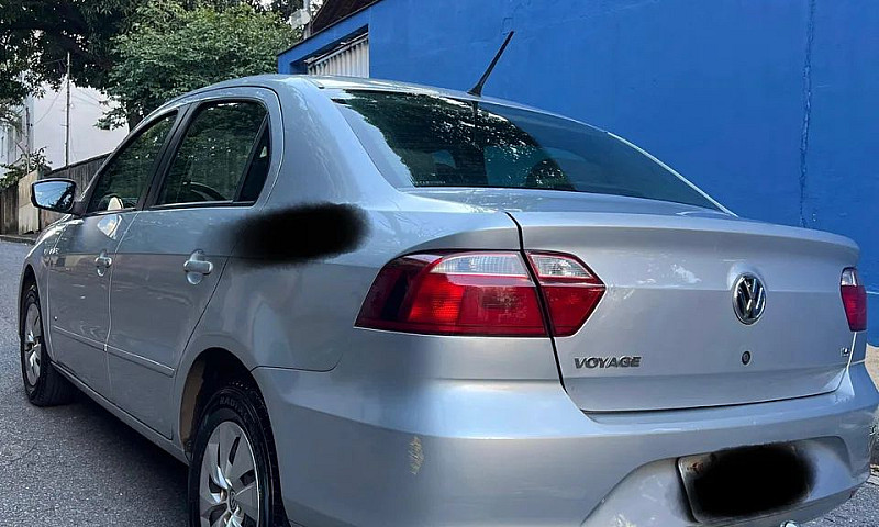 Volkswagen Voyage 1....