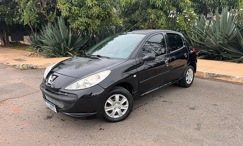 Peugeot 207 Xr 1.4 F...