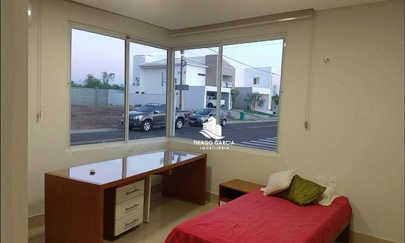 Casa Com 6 Dormitóri...
