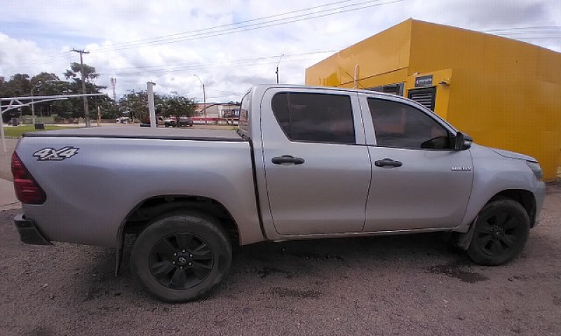 Hilux Standard ...