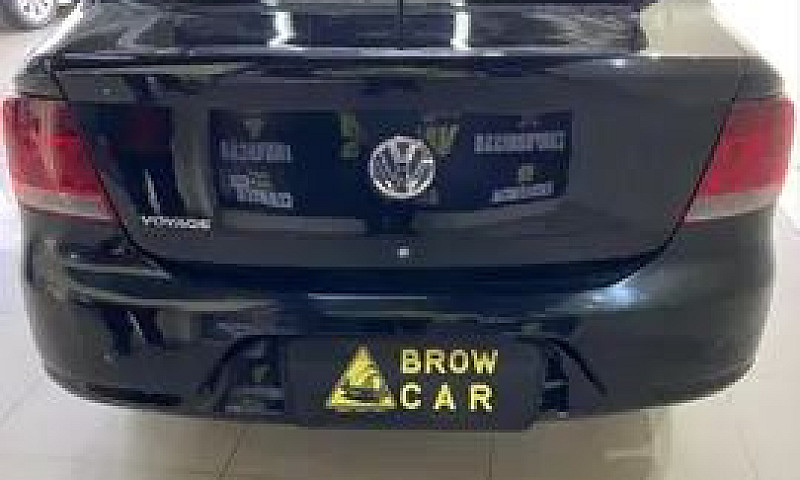 Volkswagen Voyage 1....