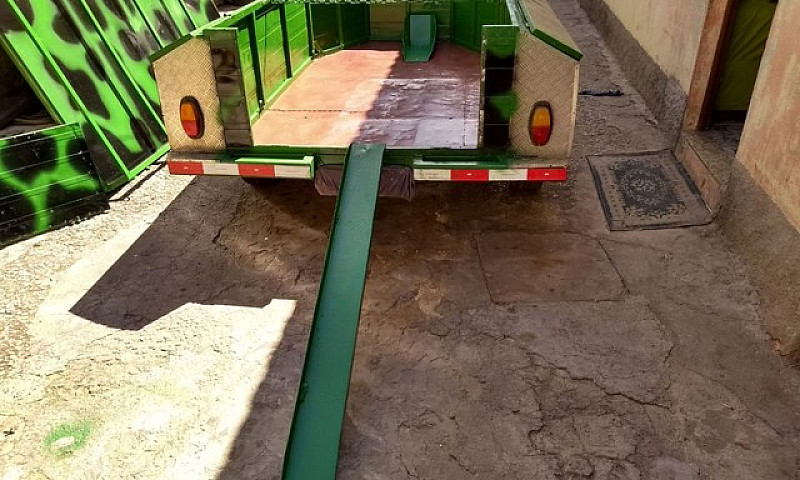 Carretinha Bau...